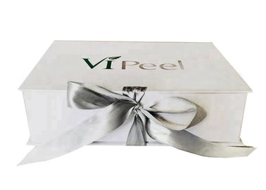 China Folding Cardboard Paper Gift Box White Ribbon Rectangular Shape Panton Printing factory