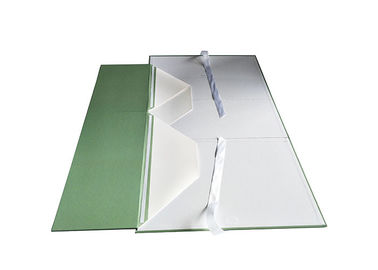 Light Green Foldable Paper Gift Box Stackable For Packaging Clothes Presents supplier