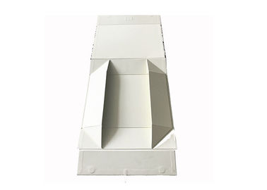 Ribbon Folding Cardboard Box 30 * 20 * 7cm Handmade Insert For Baby Clothing supplier