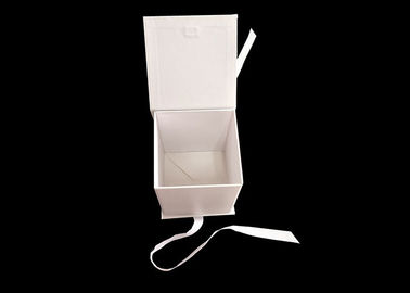 White Carton Square Flat Folding Boxes With Ribbon Open / Closure supplier