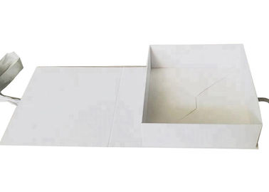 Folding Cardboard Paper Gift Box White Ribbon Rectangular Shape Panton Printing supplier